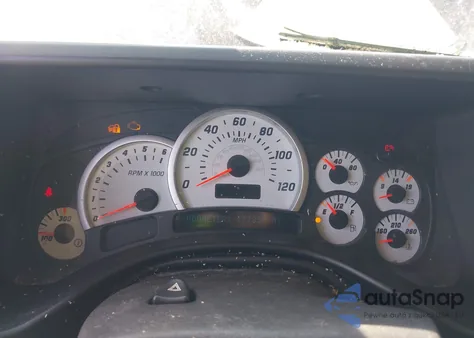 2003 Hummer H2 z USA, uszkodzony, nr VIN 5GRGN23U33H132653